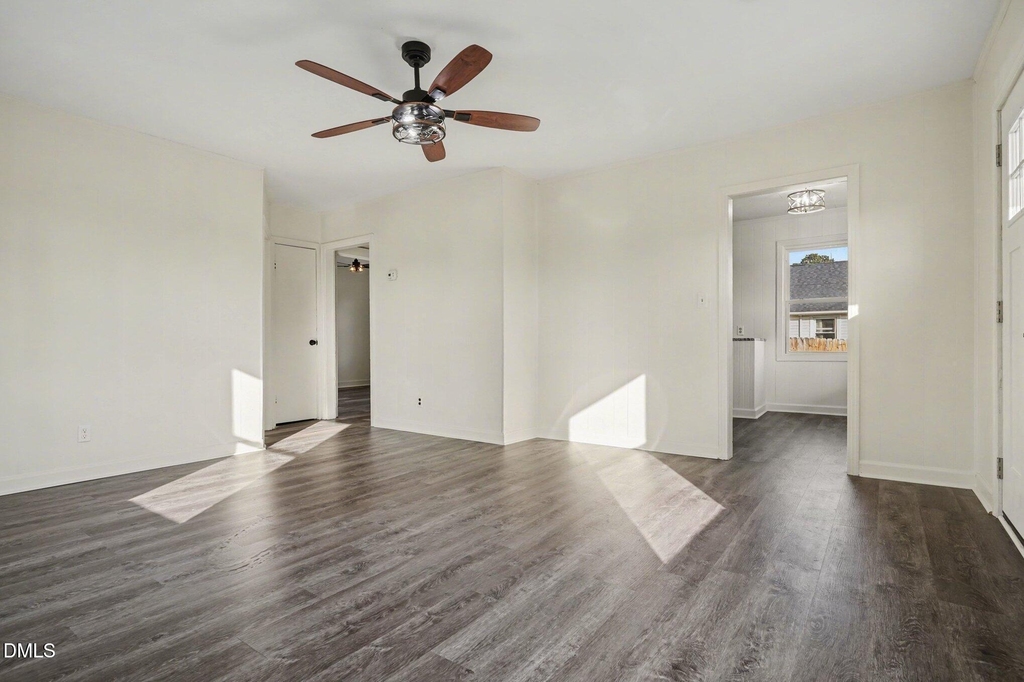 1101 E Mason Street - Photo 4