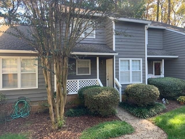 112 Lake Hollow Circle - Photo 1