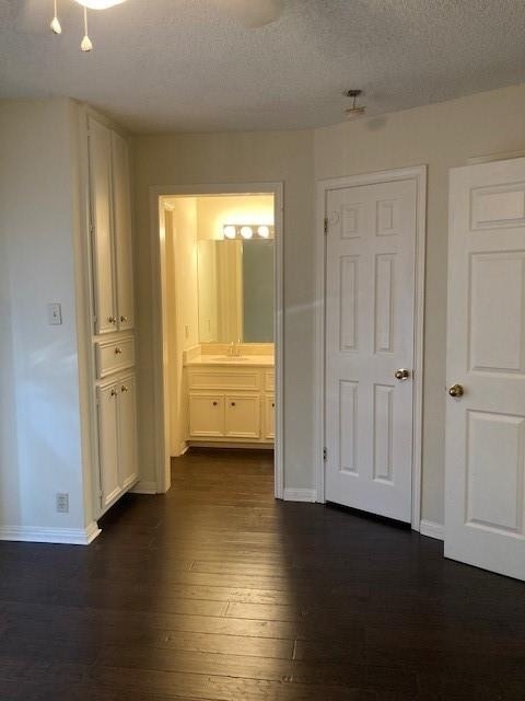 502 W 17th St - Photo 5