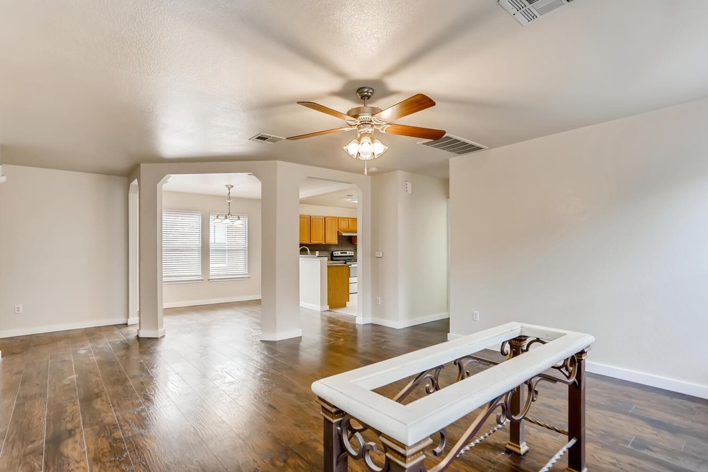 1700 Anise Dr - Photo 5