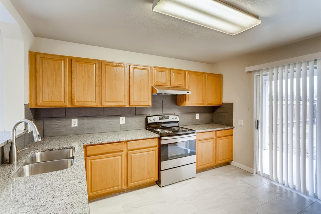 1700 Anise Dr - Photo 8