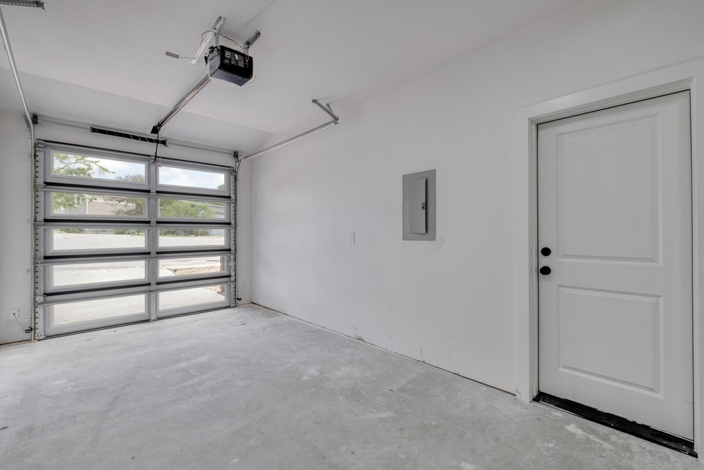 5211 Rob Scott St - Photo 13