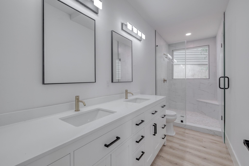 5211 Rob Scott St - Photo 16