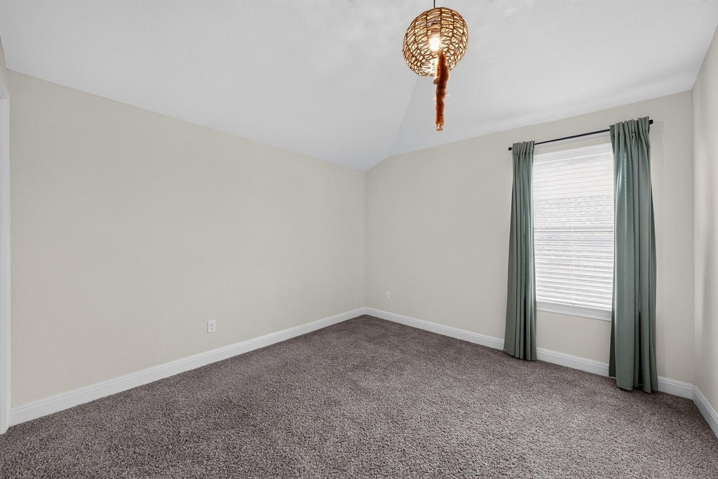 208 Windom Way - Photo 7