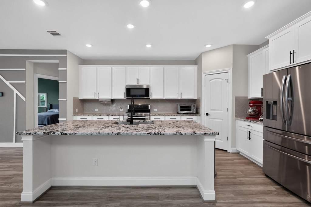 208 Windom Way - Photo 4
