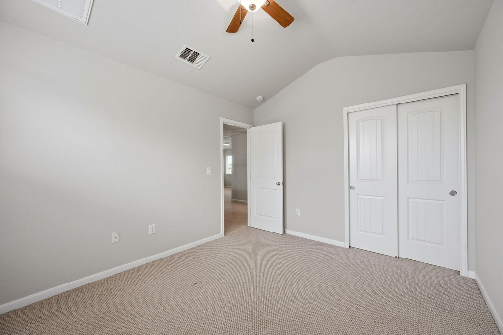 1613 Corn Hill Ln - Photo 24