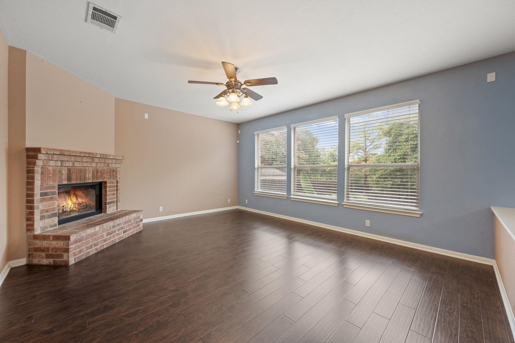 1006 Shadow Valley Cv - Photo 3