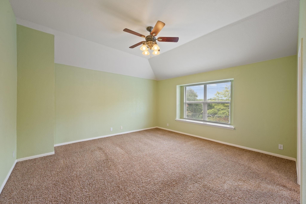 1006 Shadow Valley Cv - Photo 18