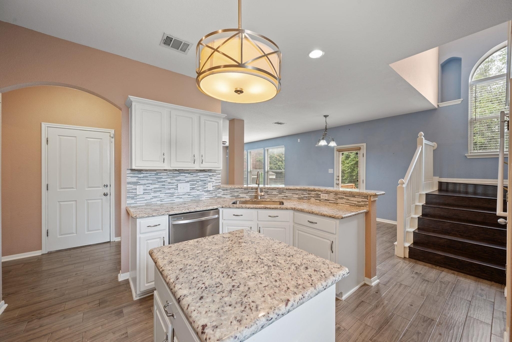 1006 Shadow Valley Cv - Photo 7