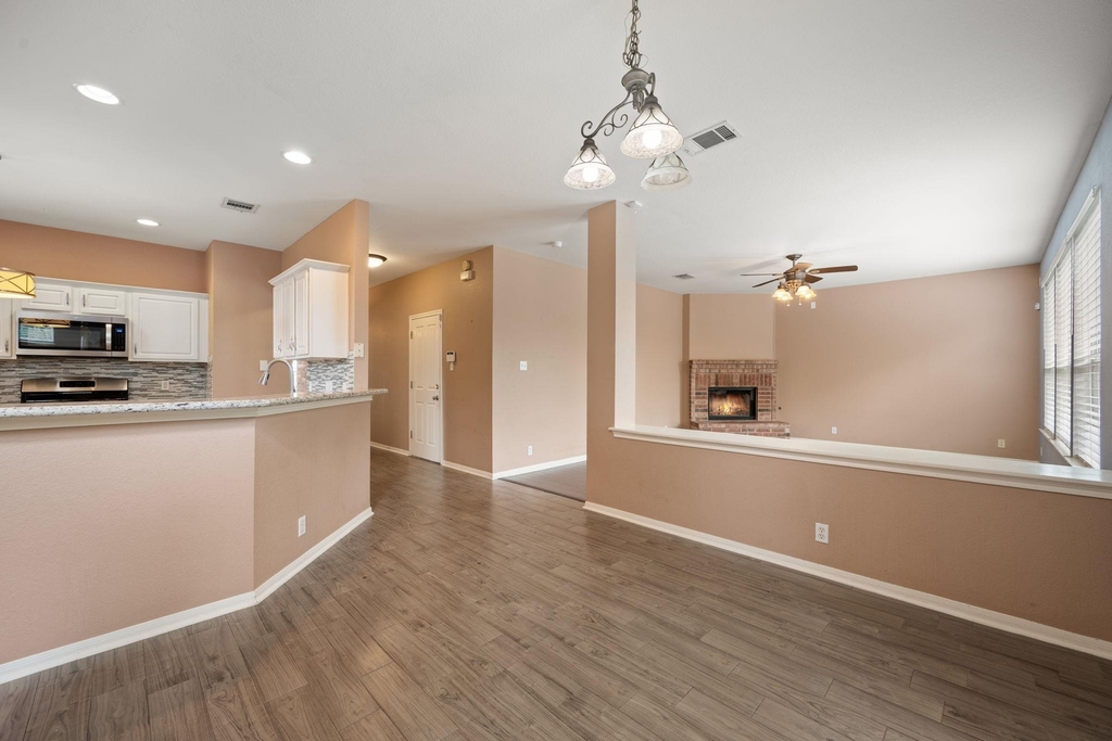 1006 Shadow Valley Cv - Photo 11
