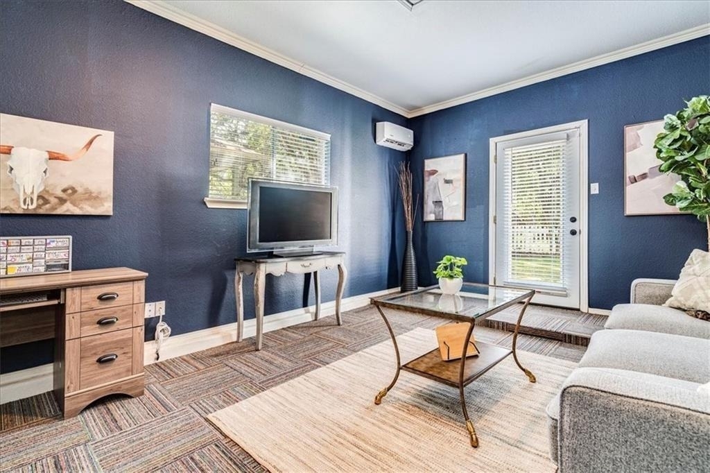 1202 Cardigan St - Photo 8