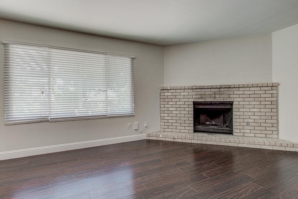 1711 Cricket Hollow Dr - Photo 12