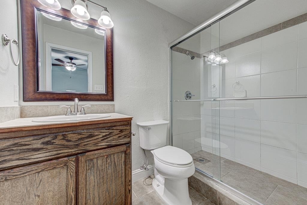 1711 Cricket Hollow Dr - Photo 11