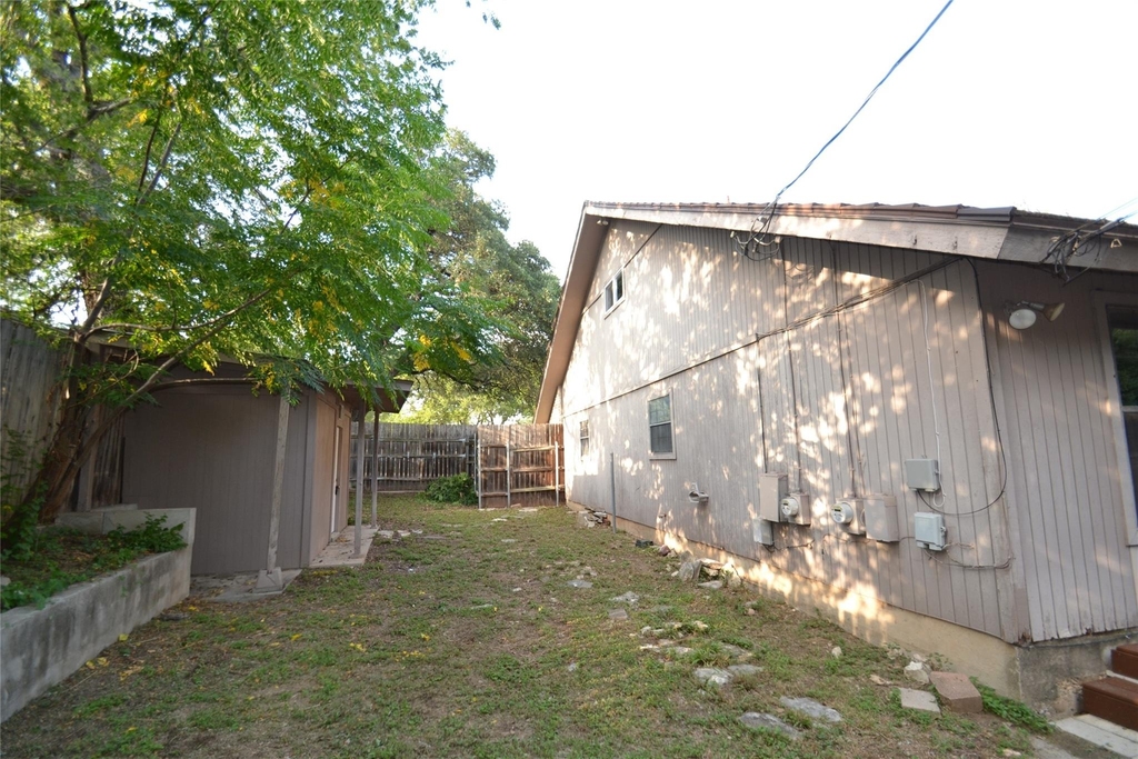 8833 Tallwood Dr - Photo 30