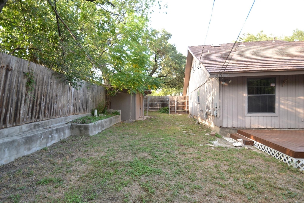 8833 Tallwood Dr - Photo 34