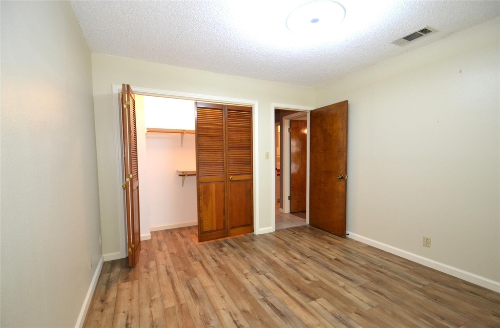 8833 Tallwood Dr - Photo 22