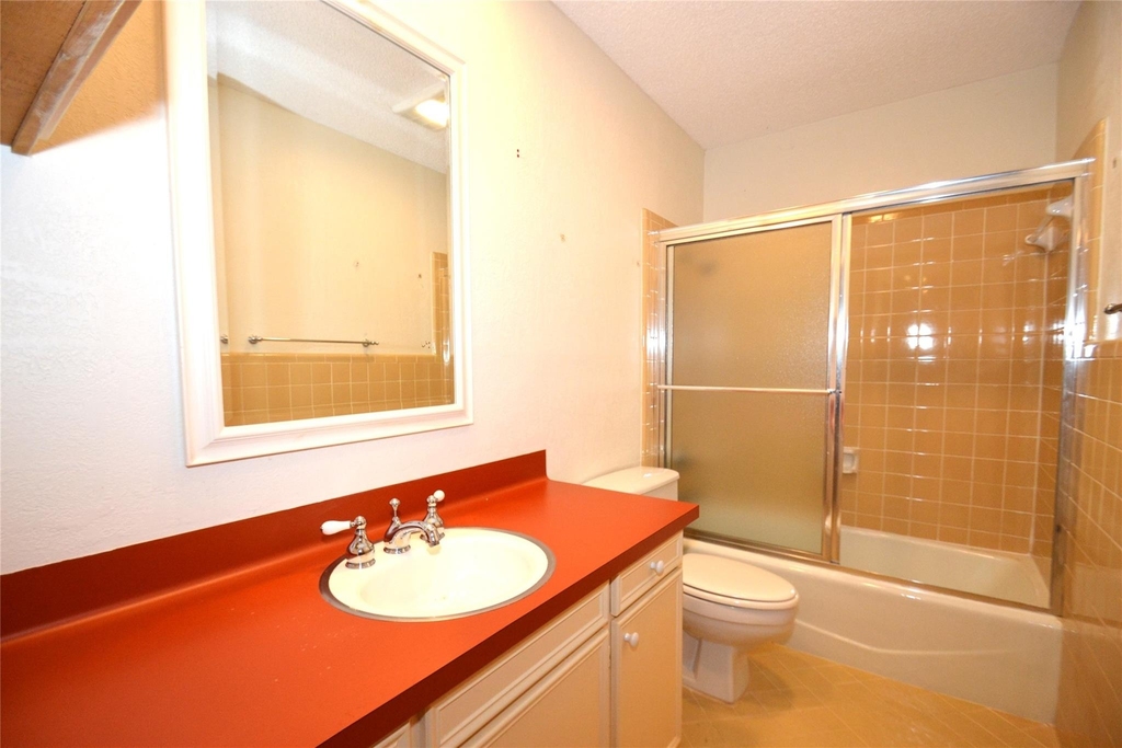 8833 Tallwood Dr - Photo 18