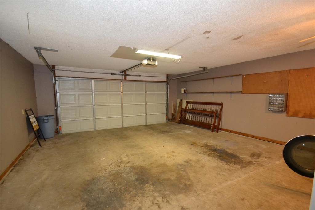 8833 Tallwood Dr - Photo 8