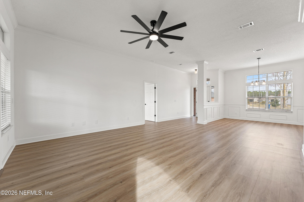 15738 Northside Drive E - Photo 10