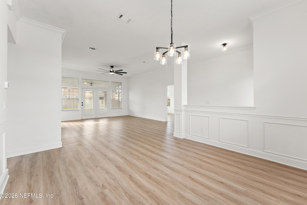 15738 Northside Drive E - Photo 4