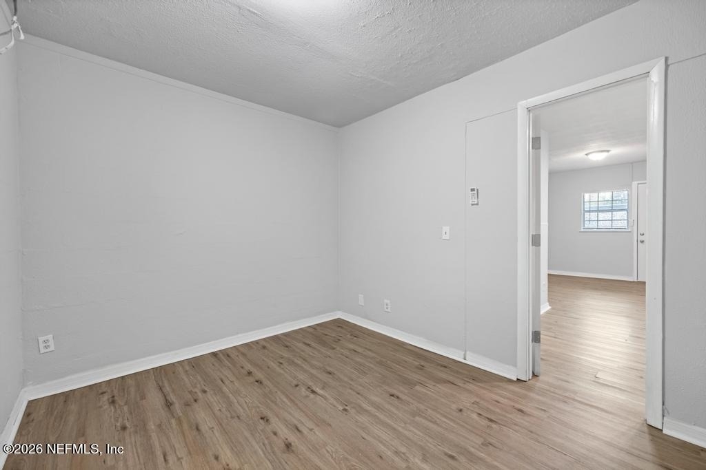 2146 Inwood Terrace - Photo 12