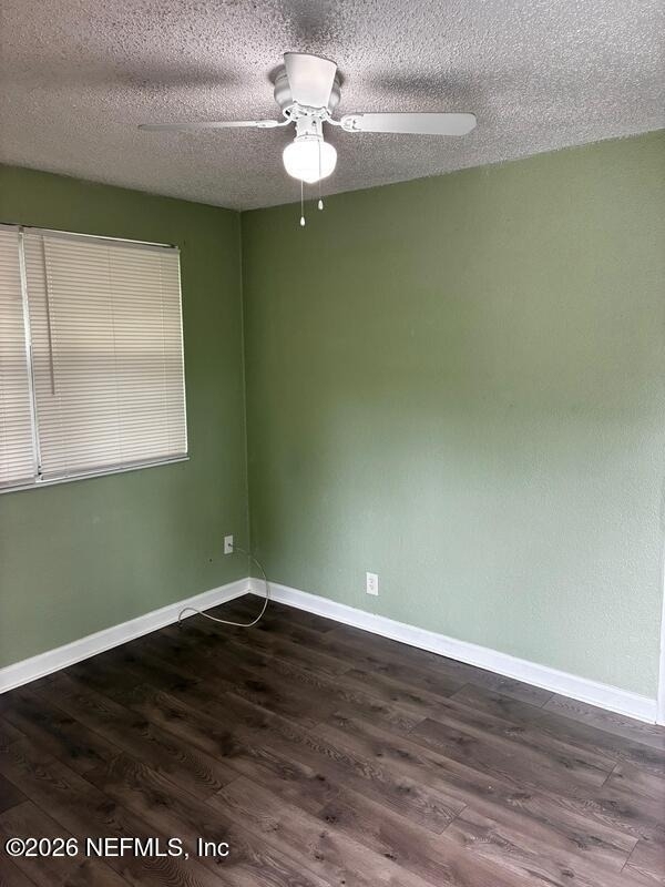1823 6th Street - Photo 3