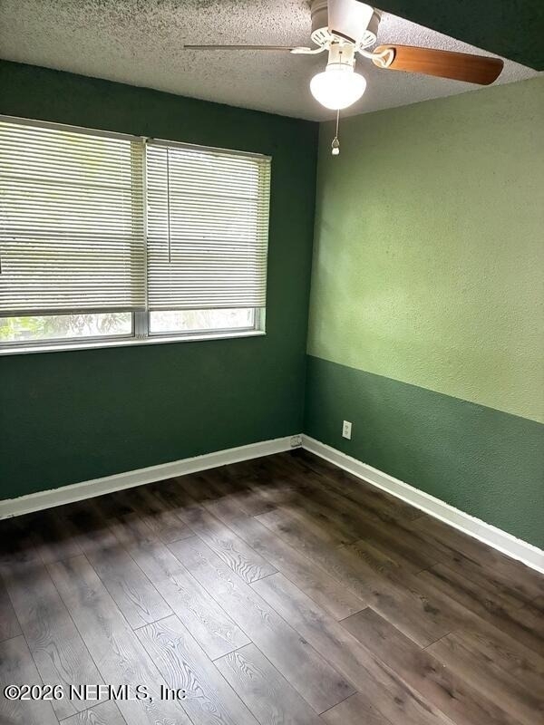 1823 6th Street - Photo 2
