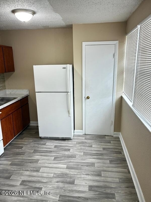 1823 6th Street - Photo 4