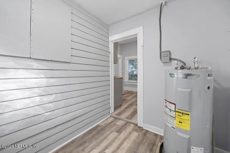 1648 W 36th Street - Photo 12