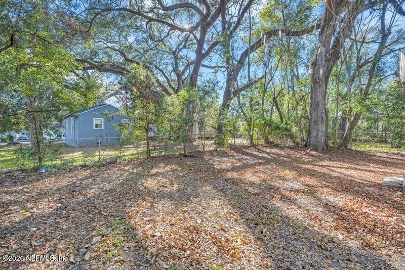 1648 W 36th Street - Photo 20