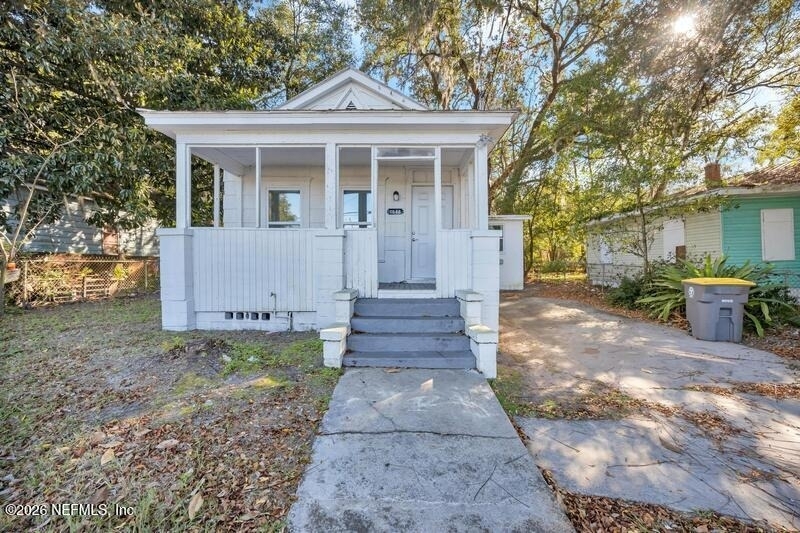 1648 W 36th Street - Photo 0