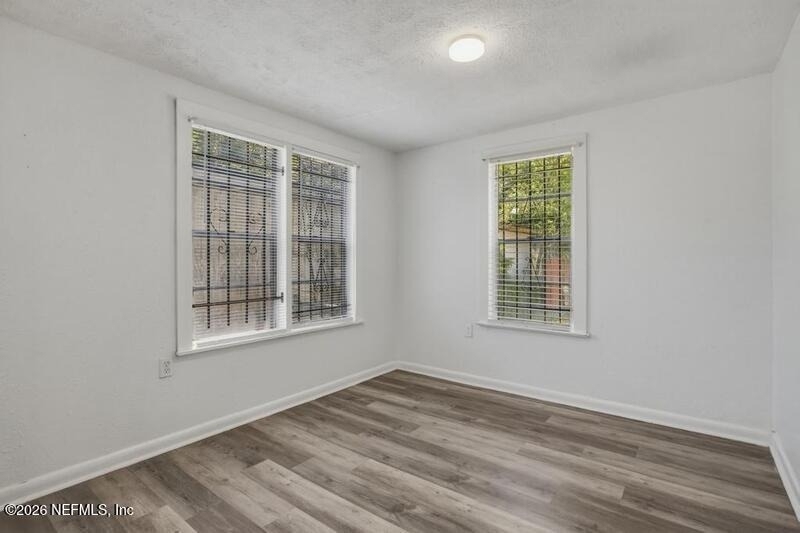1216 24th Street - Photo 4