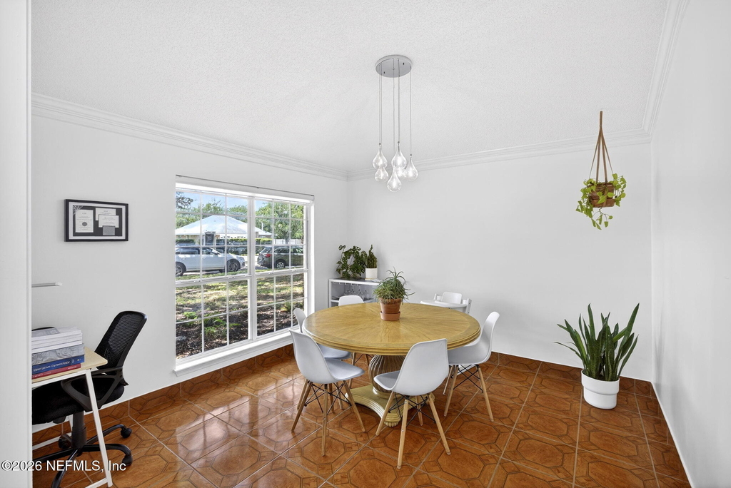 9515 Broken Oak Boulevard - Photo 4