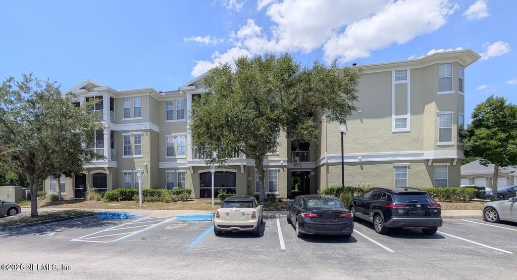 8290 Gate Parkway W - Photo 0