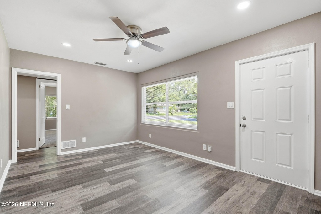 3044 W 9th Street - Photo 3
