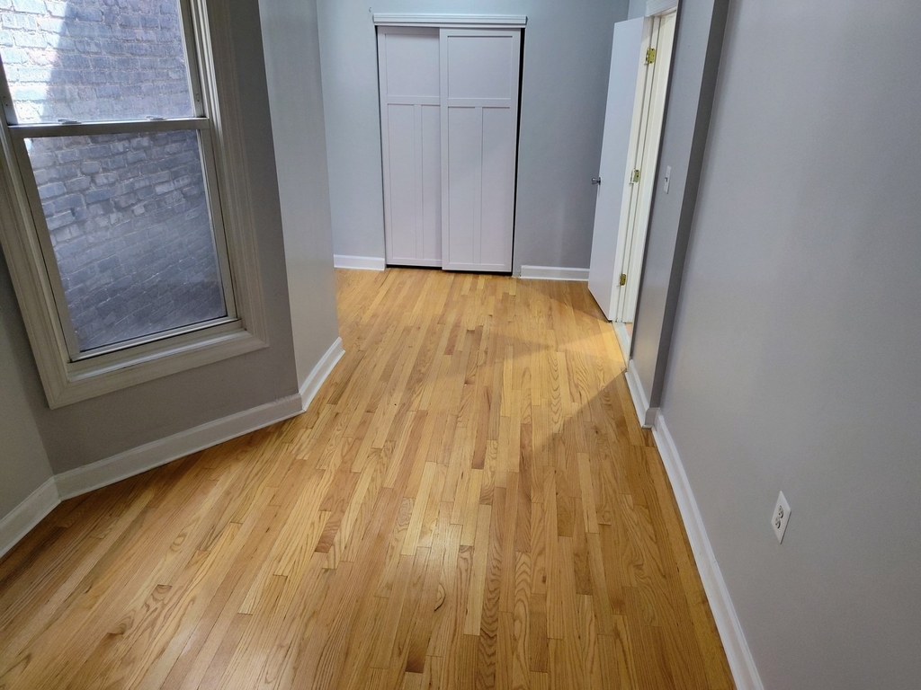 4557 S Wabash Avenue - Photo 10