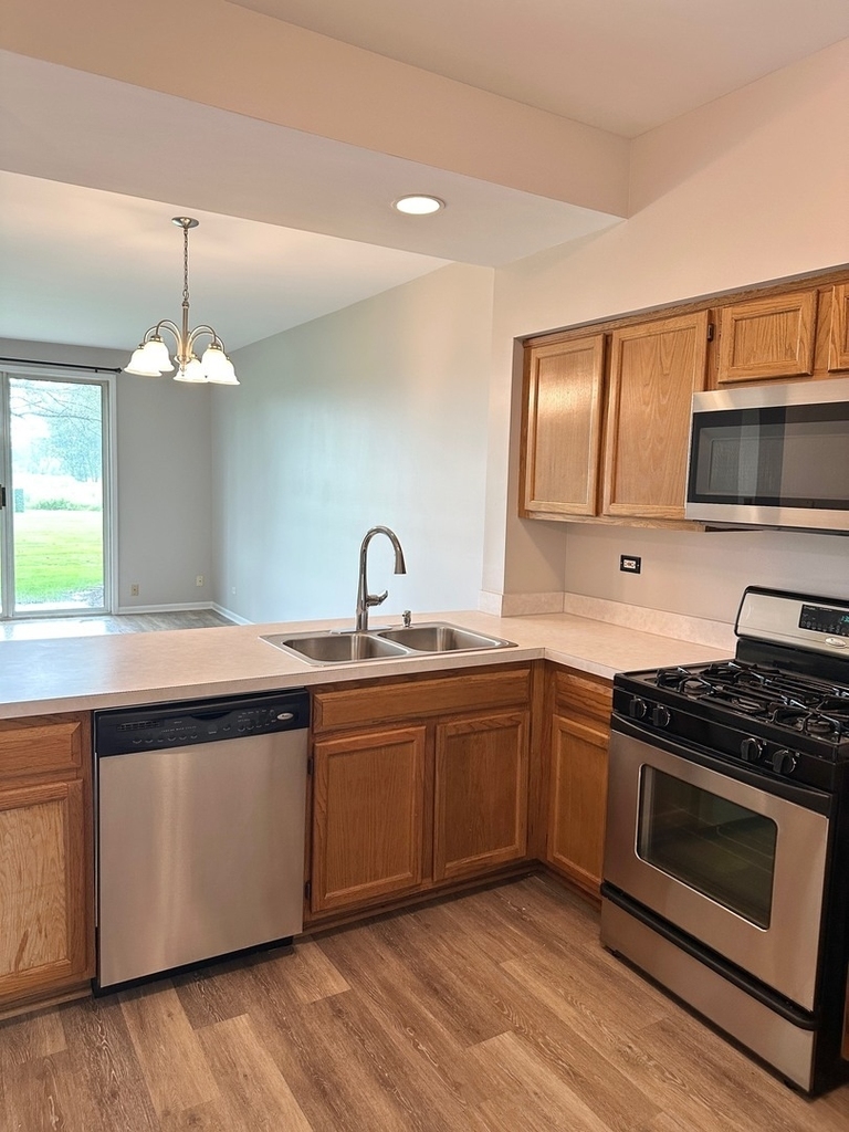 179 Polaris Drive - Photo 1