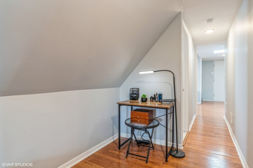 3575 N Milwaukee Avenue - Photo 9