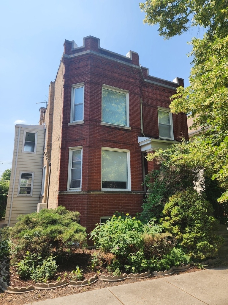 5025 W Berenice Avenue - Photo 0