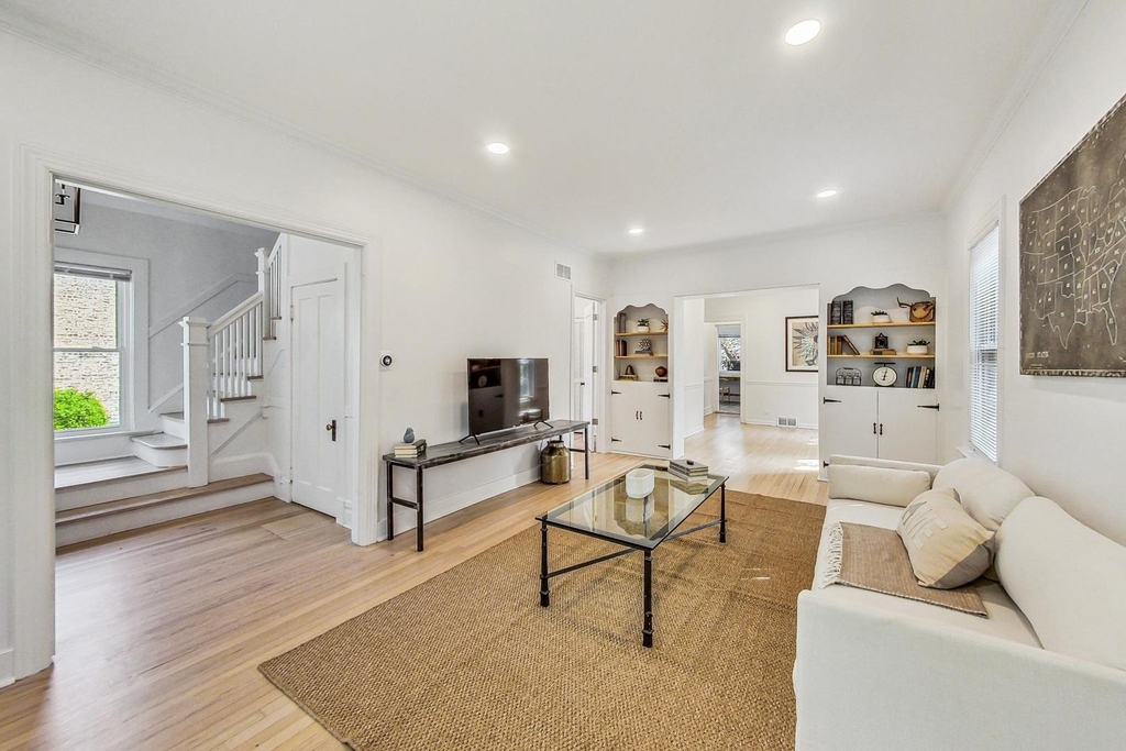 524 Park Avenue - Photo 3
