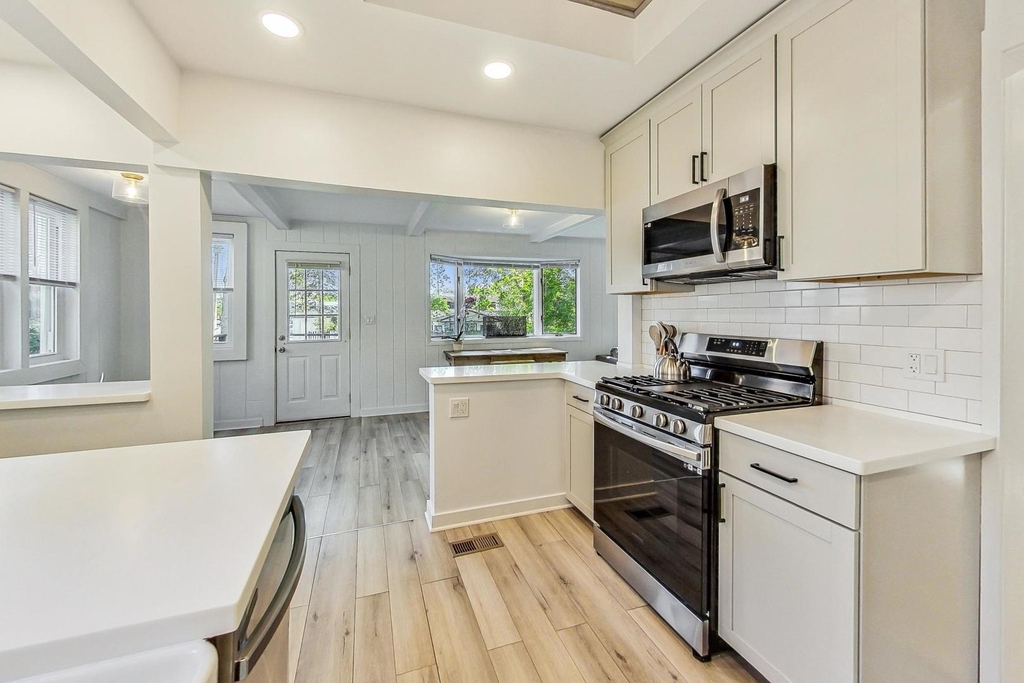 524 Park Avenue - Photo 10