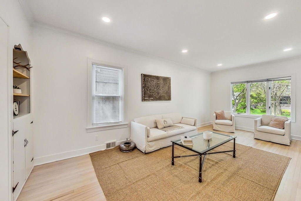 524 Park Avenue - Photo 5