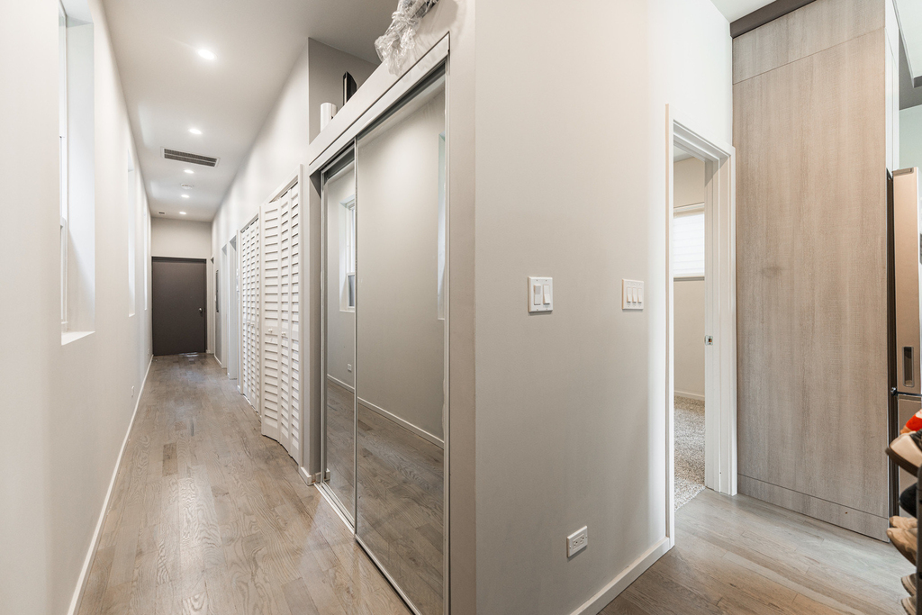 2108 W 18th Place - Photo 2
