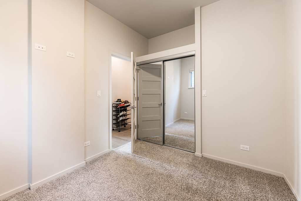 2108 W 18th Place - Photo 9