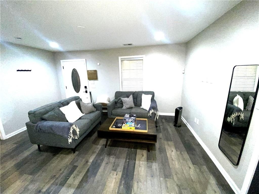 2176 Pansy Street - Photo 2
