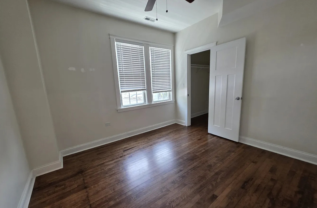 2343 W Winona Street - Photo 6