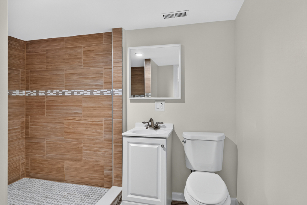 3023 W Wellington Avenue - Photo 18