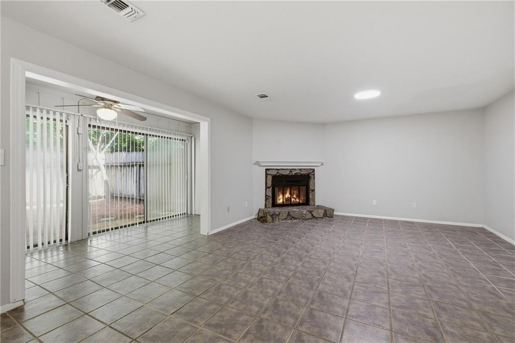 2183 Surrey Court Se - Photo 11
