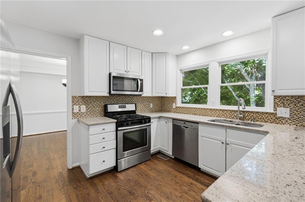 620 Brook Landing Court - Photo 54