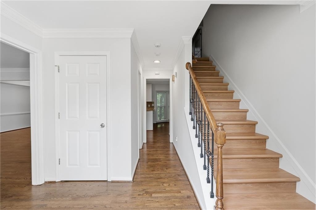 620 Brook Landing Court - Photo 5